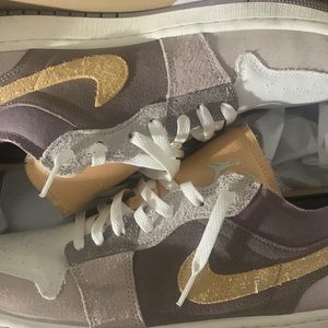 Jordan 1 low se craft